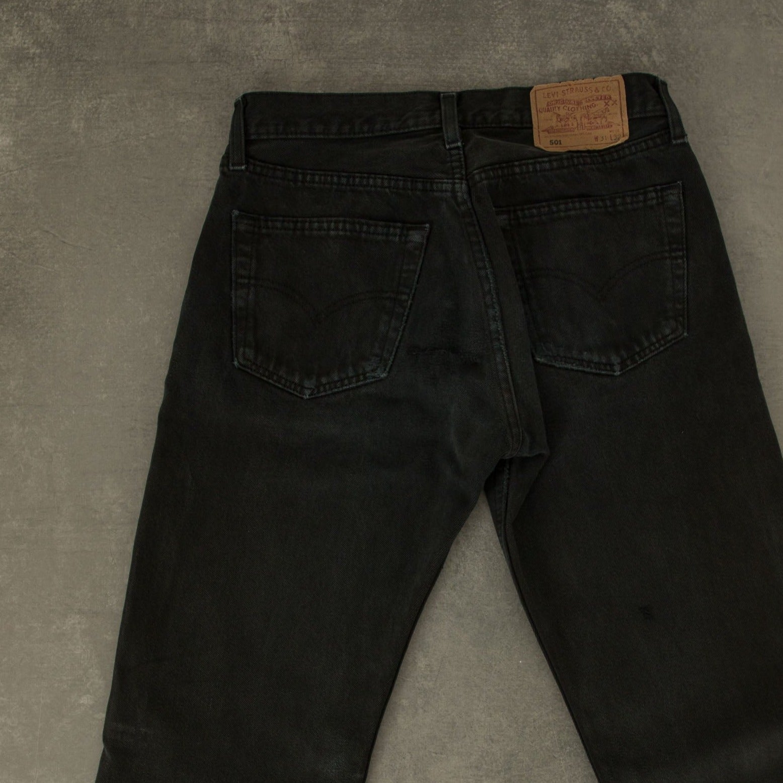 Levis 501 w31 on sale l32