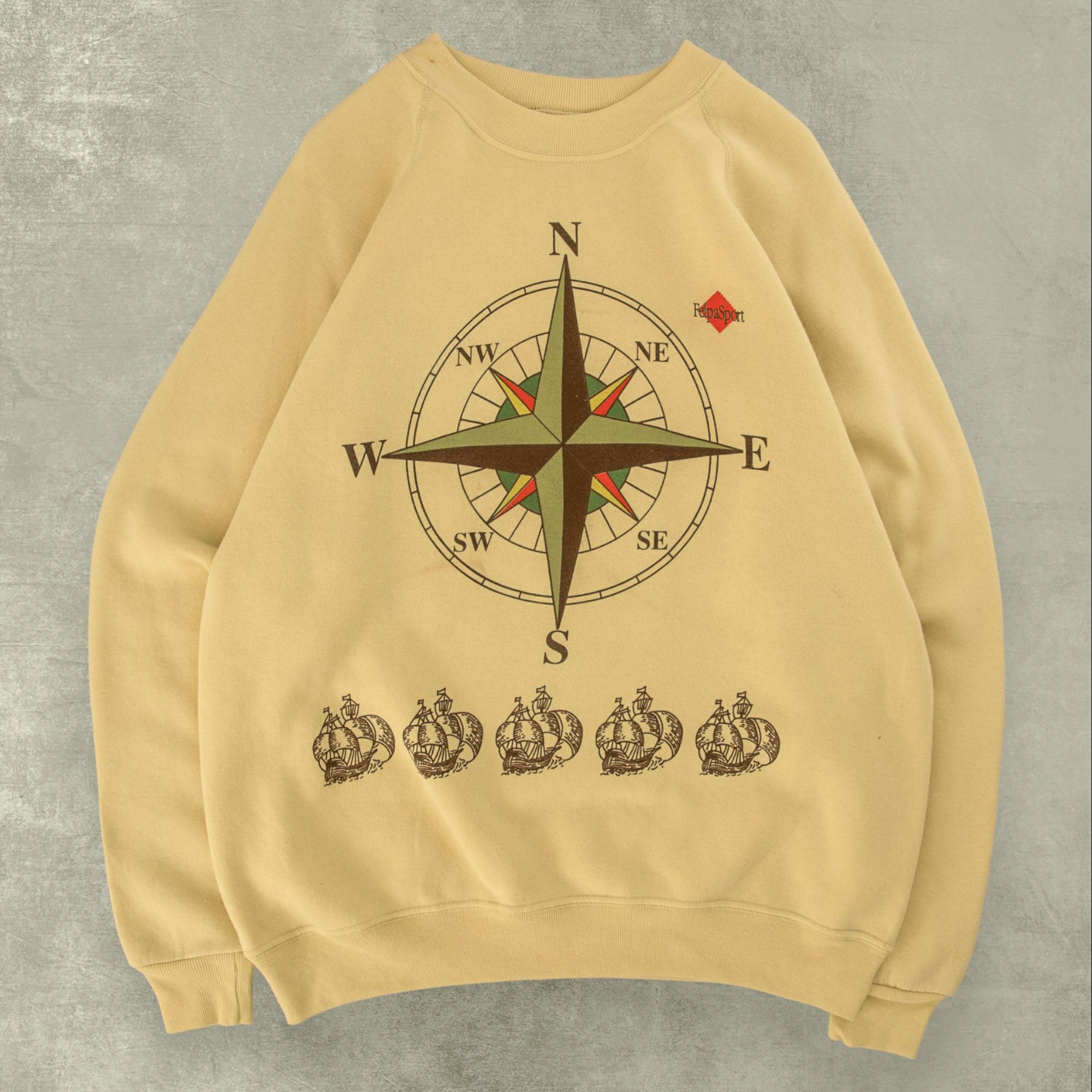 WOMEN'S VINTAGE 90S COMPASS SWEATSHIRT - LARGE