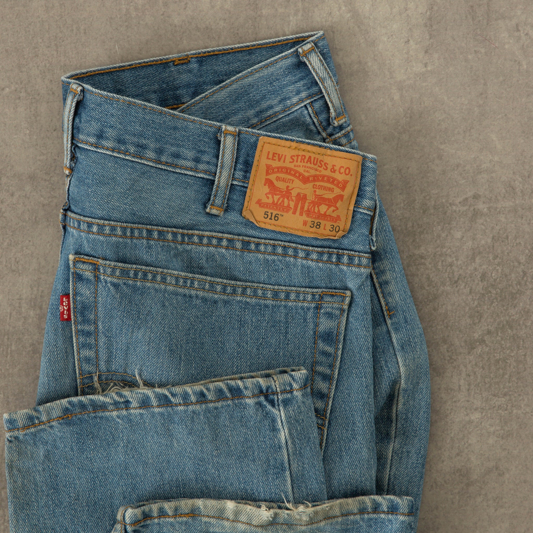 MEN S VINTAGE LEVI S 516 JEANS W38 X L30 North Workshop