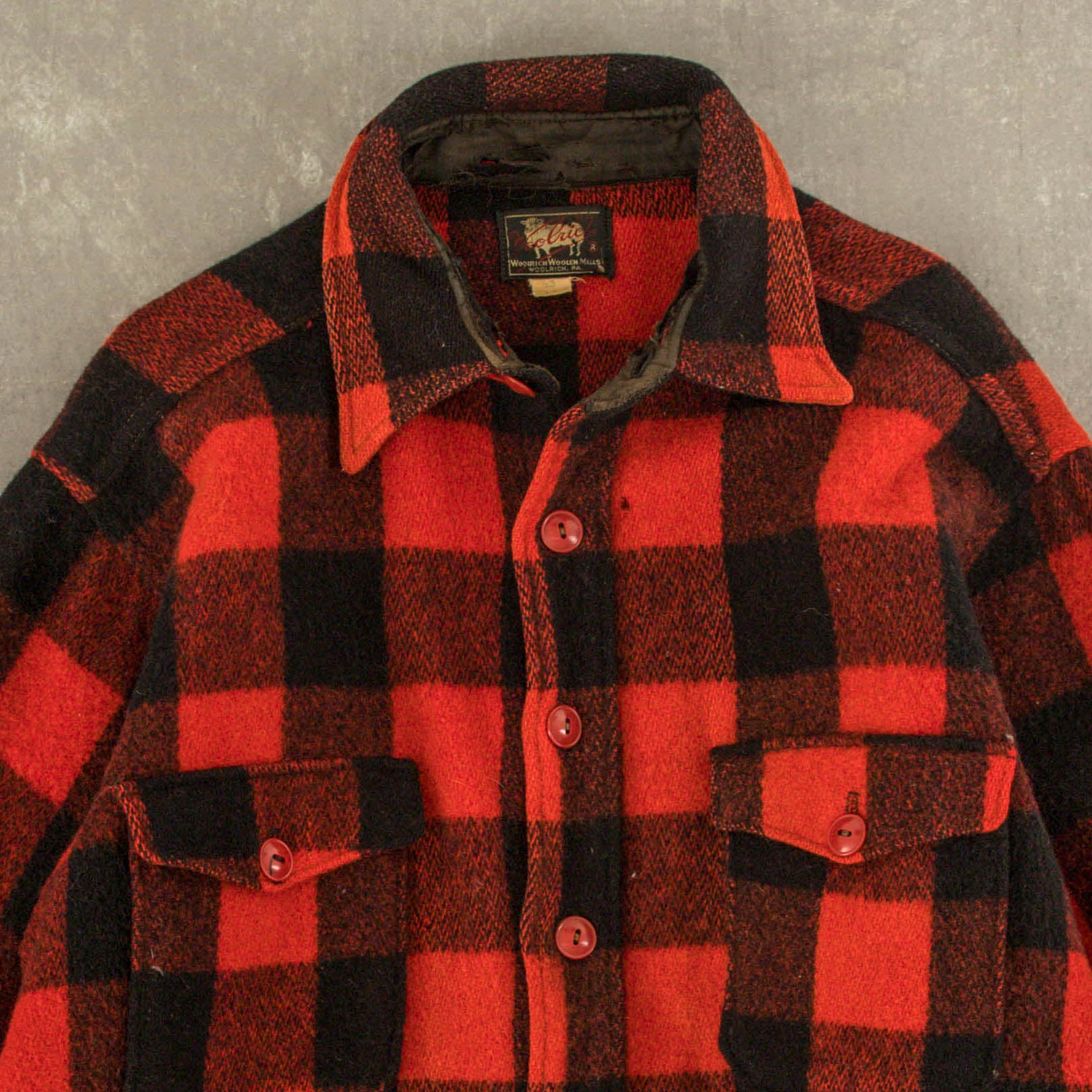 MEN'S VINTAGE 1950S WOOLRICH WOOL PLAID SHIRT JACKET - LARGE