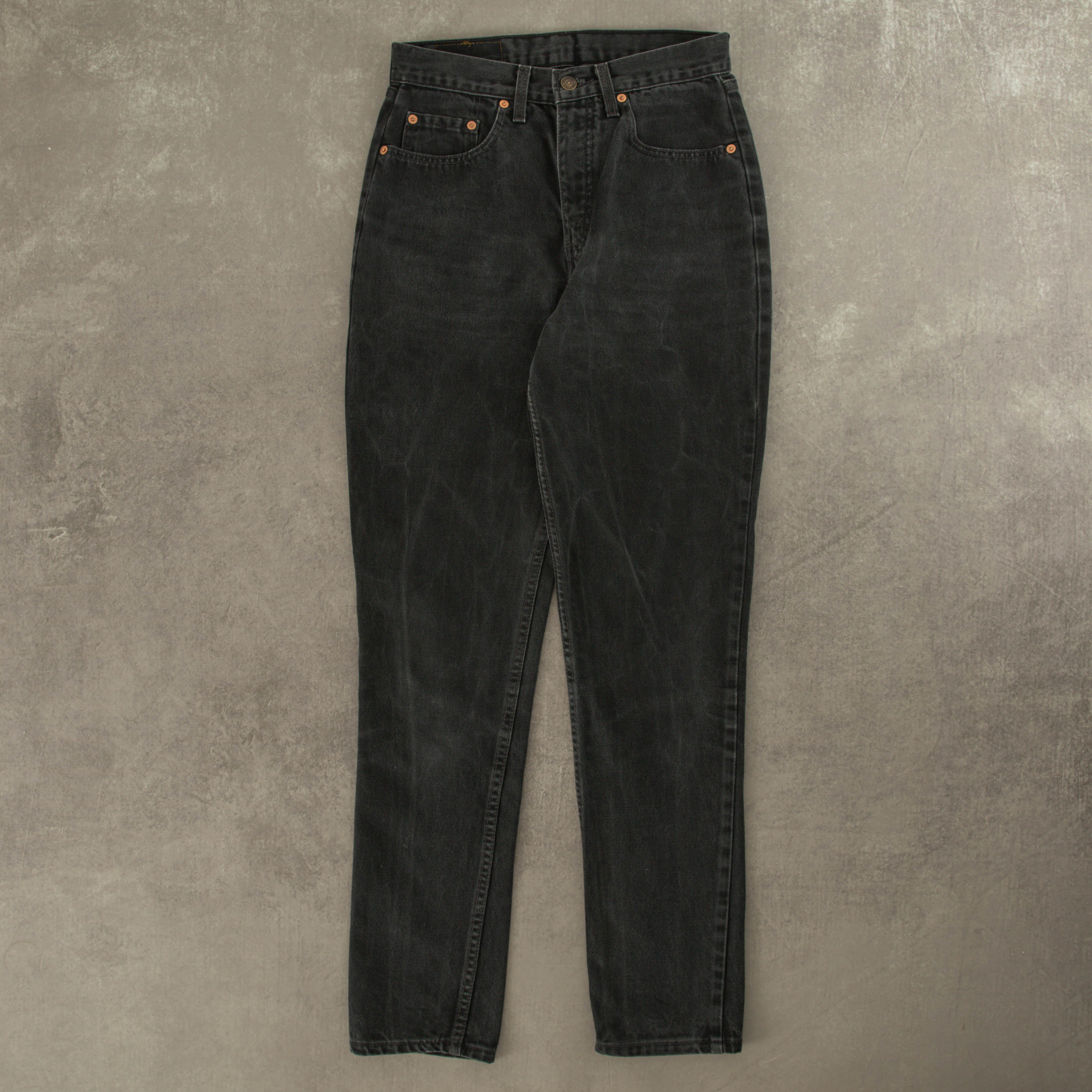 Levis store w28 size